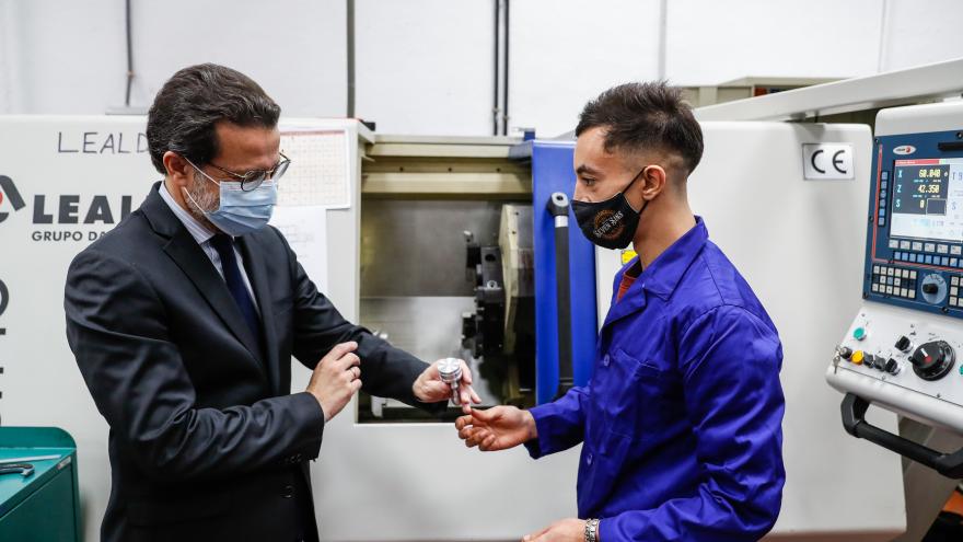 Texto Alternativo: La Comunidad de Madrid mejora el Sello de Excelencia Europea en sus Centros de Formación Profesional para el empleo
