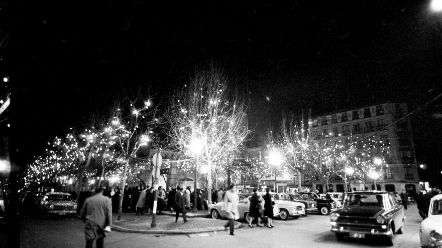 Texto Alternativo: La Comunidad el Gobierno de la Comunidad de Madrid presenta la exposición virtual Madrid por Navidad, que reúne 86 imágenes