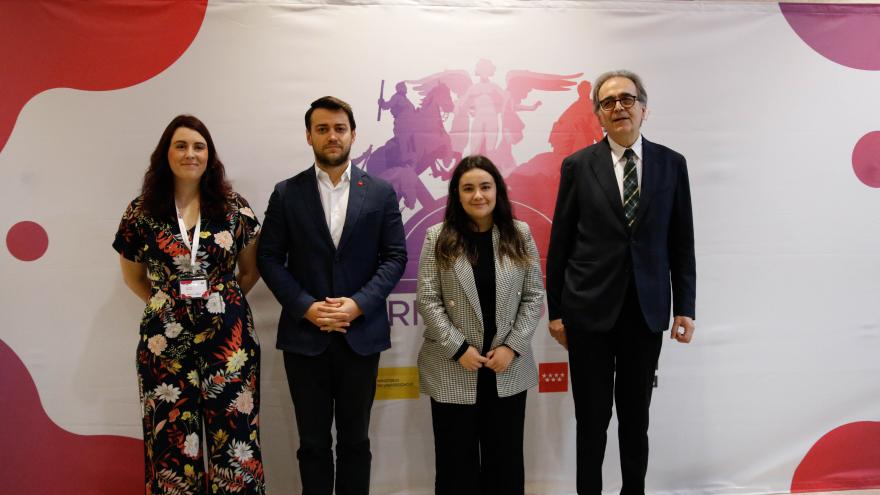 Texto Alternativo: La Comunidad de Madrid acoge a más de 800 jóvenes participantes en el campeonato mundial de debate universitario