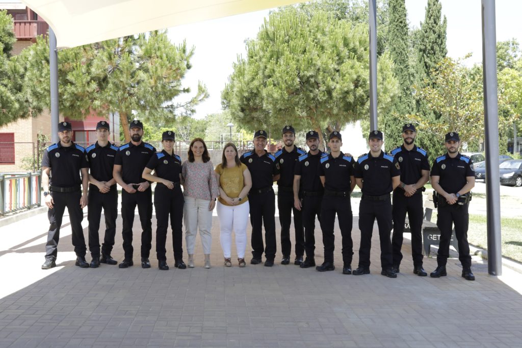 Texto Alternativo: 10 policías locales se incorporan como agentes tras superar las prácticas