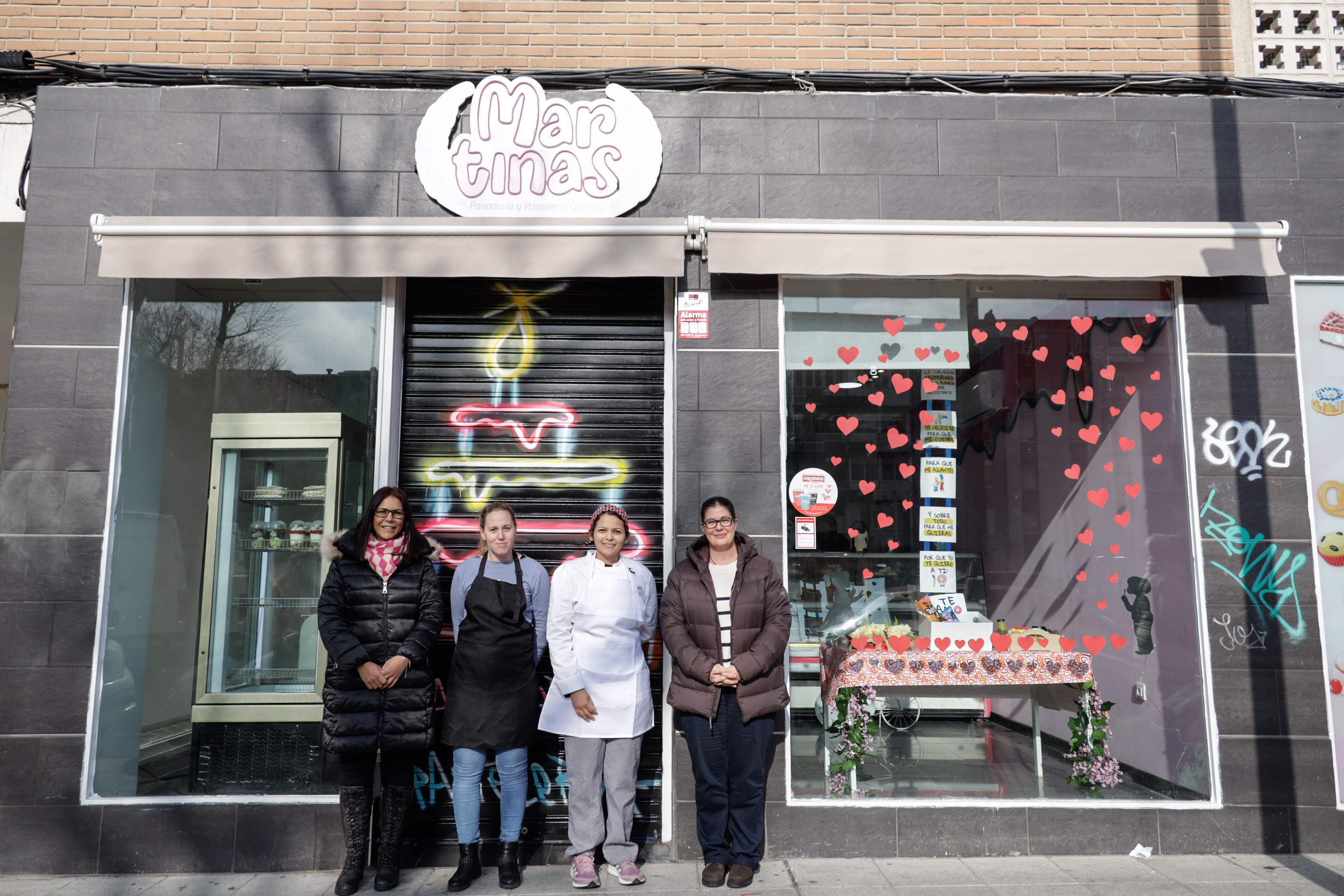 Texto Alternativo: La Alcaldesa visita Martinas Panadería y Pastelería Creativa