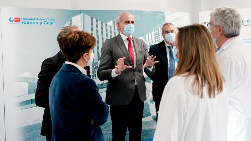Texto Alternativo: La Comunidad de Madrid estrena la nueva planta de Psiquiatría en el Hospital público Ramón y Cajal