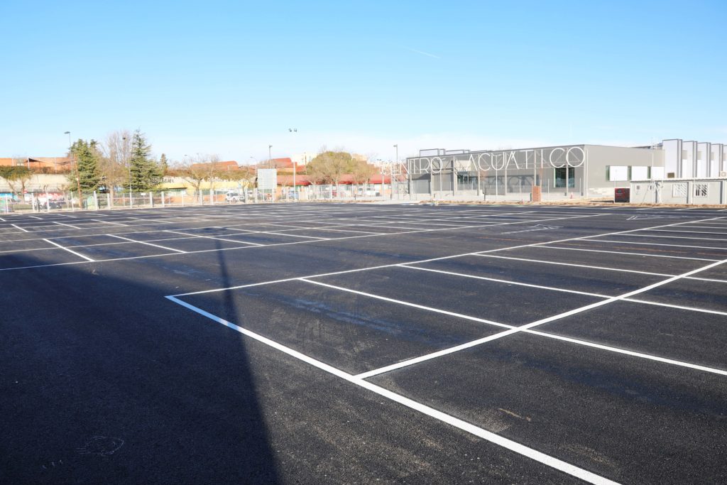 Texto Alternativo: Abre el aparcamiento del polideportivo de San Isidro para dar servicio al barrio