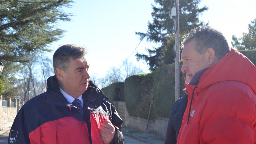 Texto Alternativo: La Comunidad de Madrid instala 53 farolas con tecnología LED en seis calles de Becerril de la Sierra