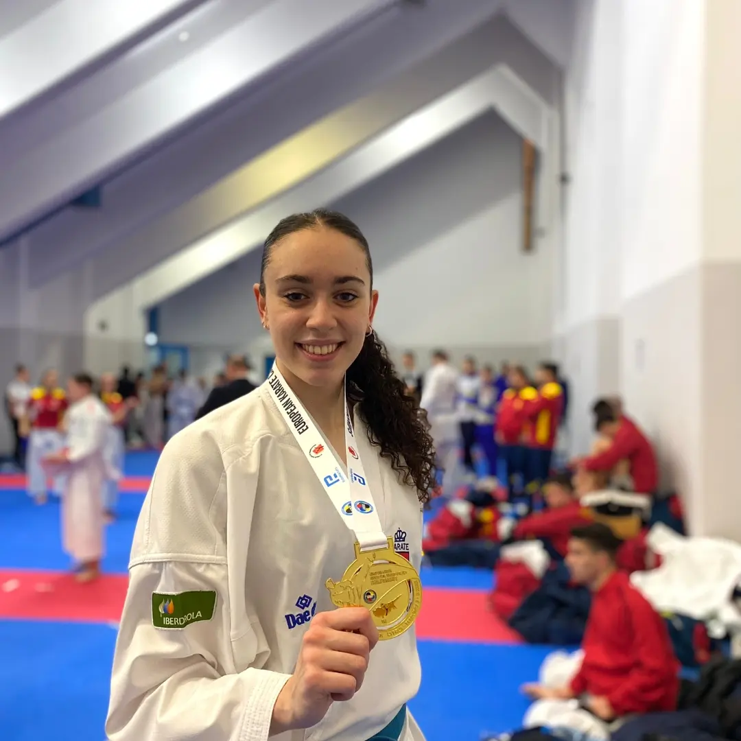 Texto Alternativo: La karateka Marta Pascual, oro en el Campeonato de Europa sub21 de Kumite