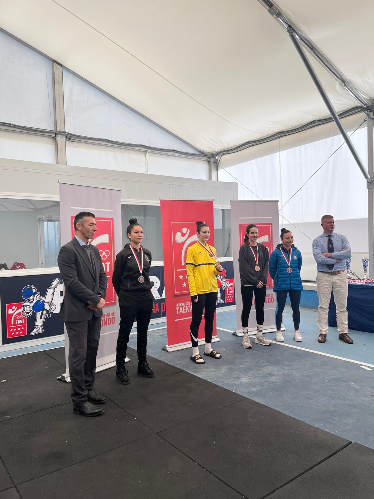 Texto Alternativo: La mostoleña Irene Maroto, campeona de Madrid de Taekwondo