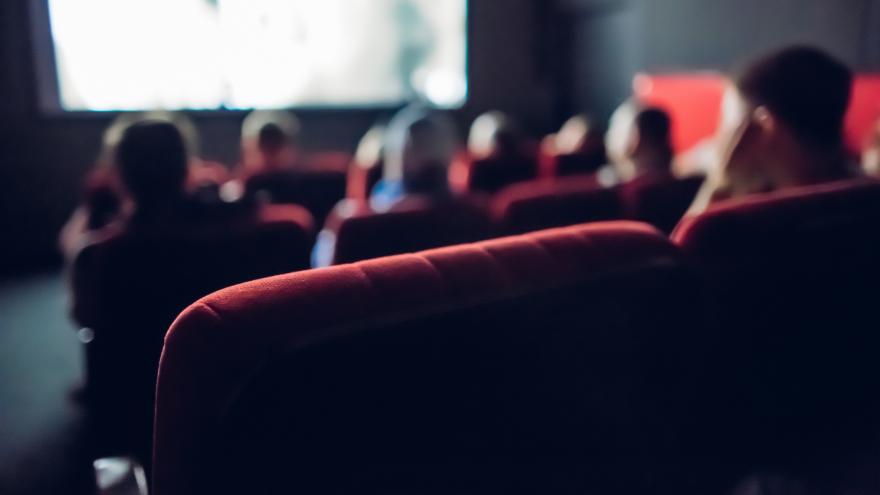 Texto Alternativo: La Comunidad de Madrid ha apoyado económicamente las películas nominadas a los Goya As Bestas, Cinco Lobitos y Cerdita