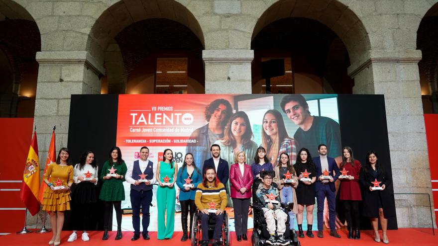 Texto Alternativo: La Comunidad de Madrid reconoce ejemplos de superación, solidaridad y tolerancia con los Premios Talento Joven