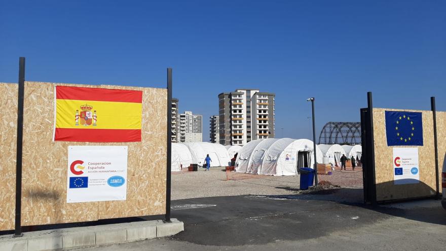 Texto Alternativo: Un técnico de laboratorio del Hospital Príncipe de Asturias se suma al equipo START de ayuda al terremoto en Turquía