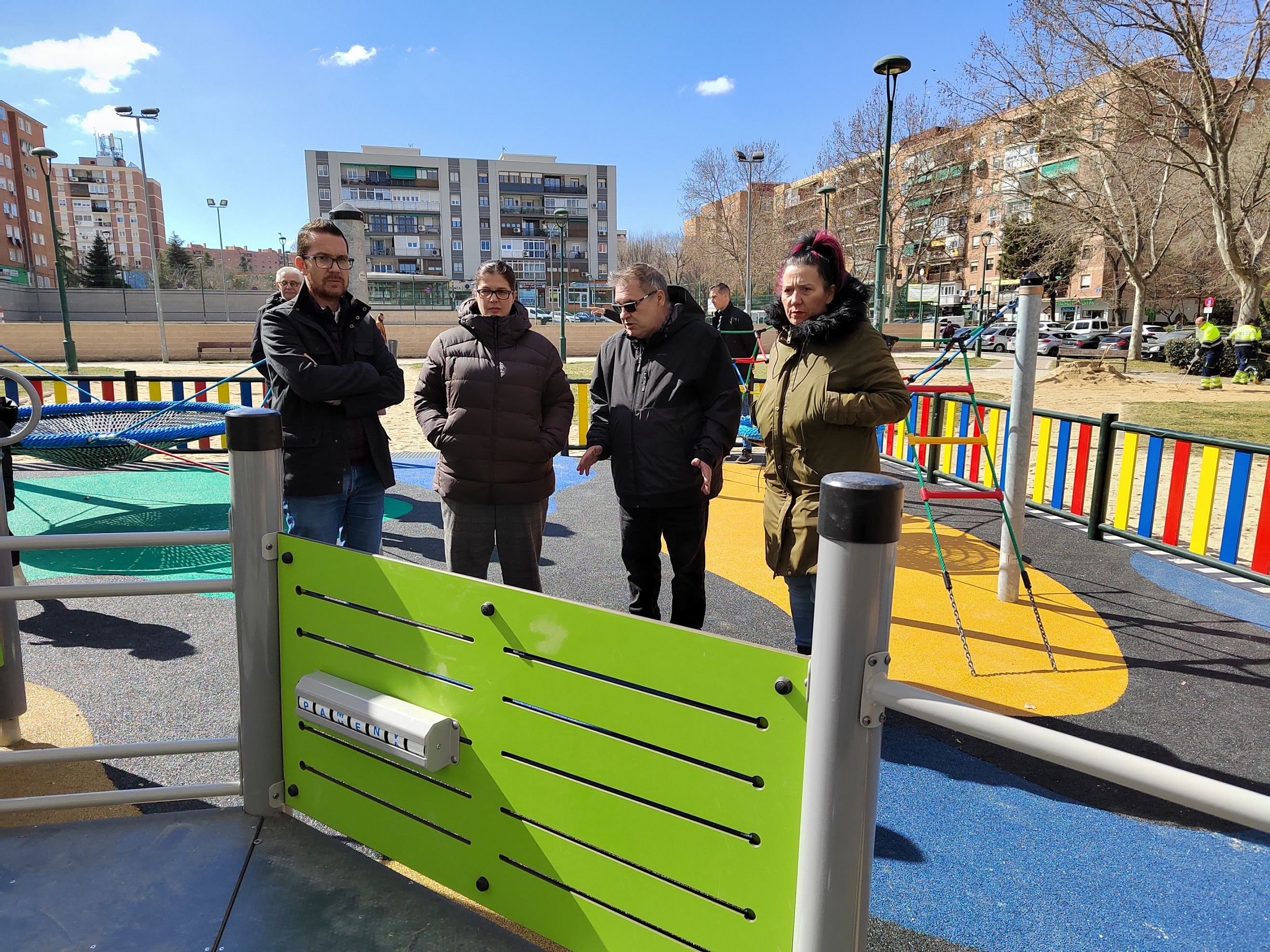 Texto Alternativo: La Plaza del Turia cuenta con una nueva área infantil totalmente inclusiva