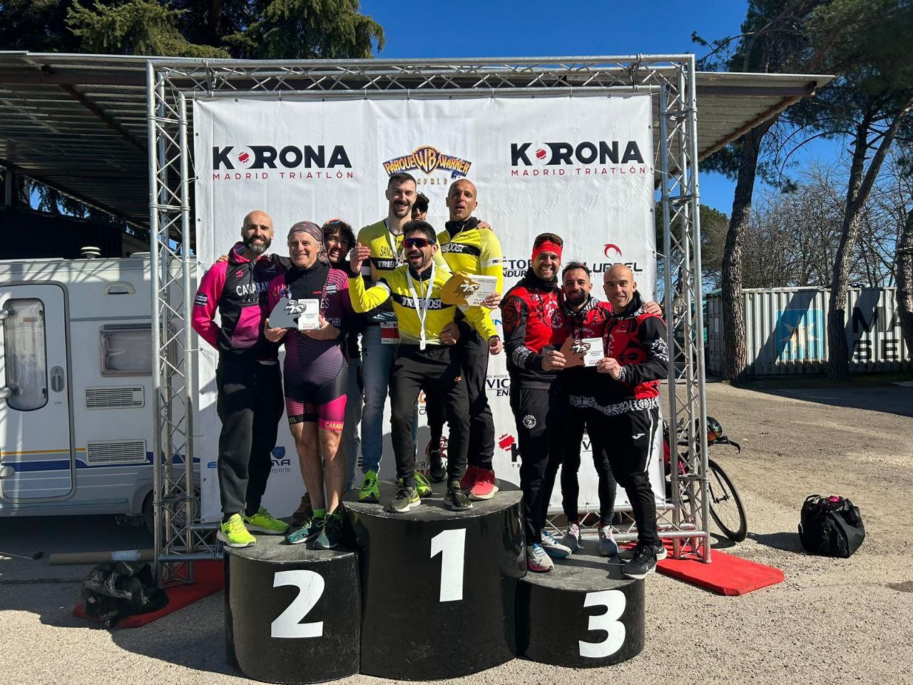 Texto Alternativo: Tri Infinity Móstoles en el Campeonato de Madrid duatlón de media distancia