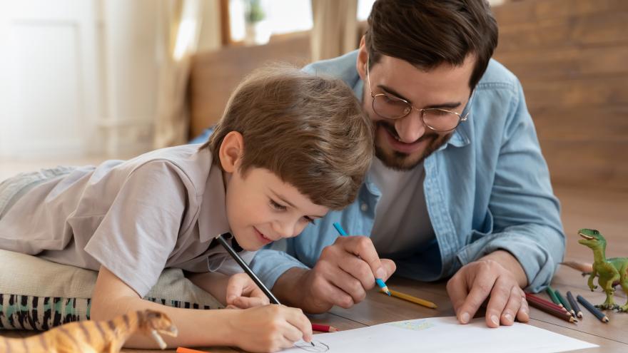Texto Alternativo: La Comunidad de Madrid aprueba el Decreto que mejora y agiliza la adopción internacional