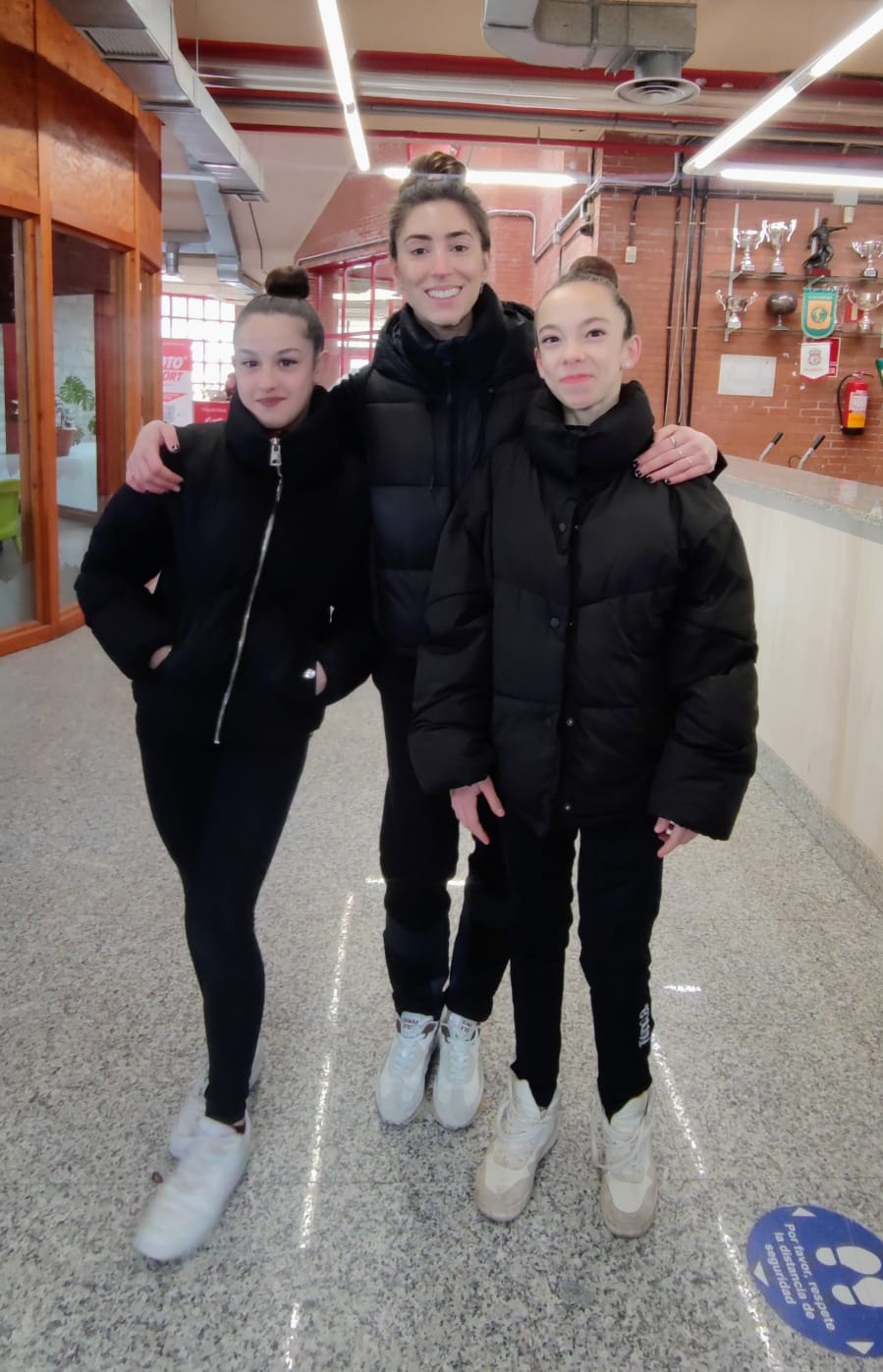 Texto Alternativo: La gimnasta María Gil, del CGR Móstoles, logra una plaza para el clasificatorio del Nacional Base Individual