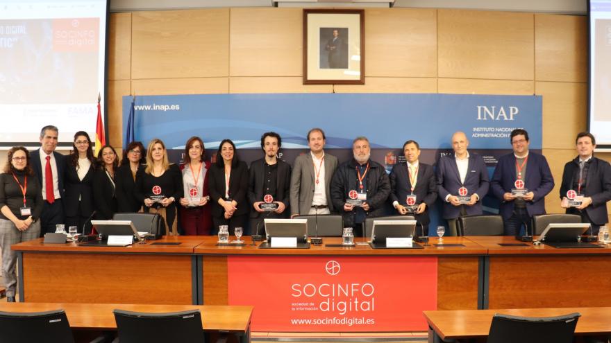 Texto Alternativo: La Dirección General de Recursos Humanos de la Consejería de Sanidad, premiada por un proyecto innovador para registrar los méritos en los procesos selectivos