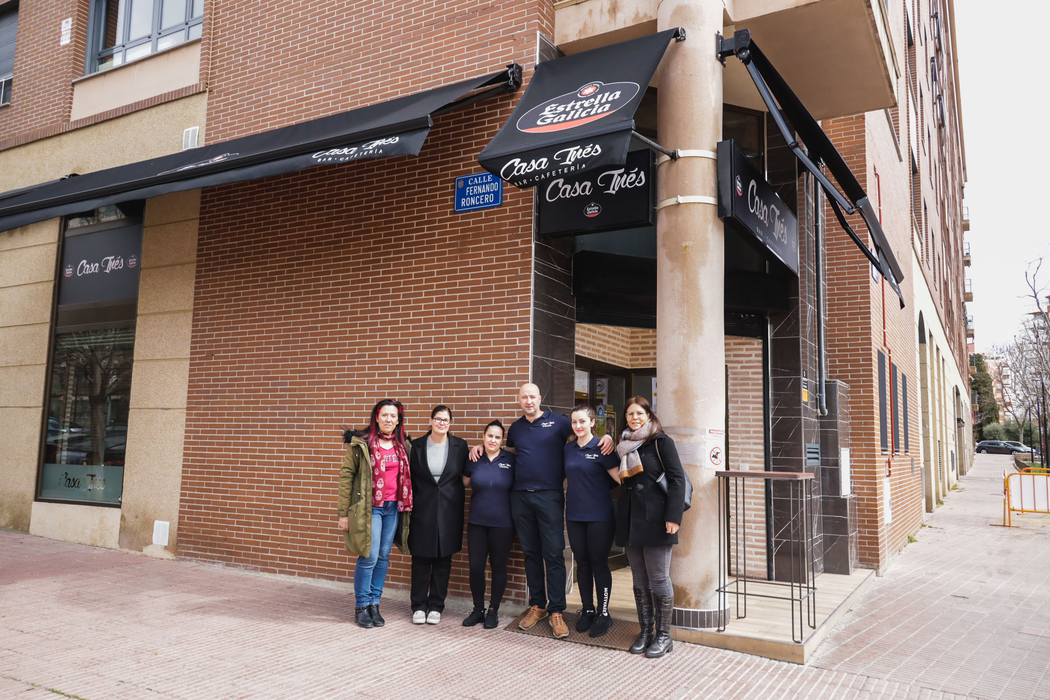 Texto Alternativo: La Alcaldesa visita el restaurante Casa Inés en el día Mundial de la tortilla de patata