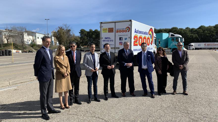 Texto Alternativo: La Comunidad de Madrid crea una línea de ayudas para la formación de conductores de transporte de mercancías y viajeros