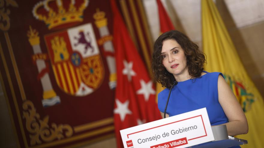 Texto Alternativo: Díaz Ayuso anuncia el estreno en Collado Villalba del servicio de visitas a domicilio a embarazadas y familias vulnerables