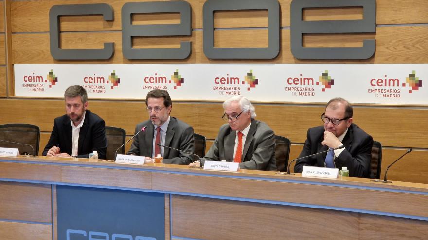 Texto Alternativo: La Comunidad de Madrid ha incorporado más de 200 propuestas de particulares y empresas para reducir trabas regulatorias que dificultan la actividad económica