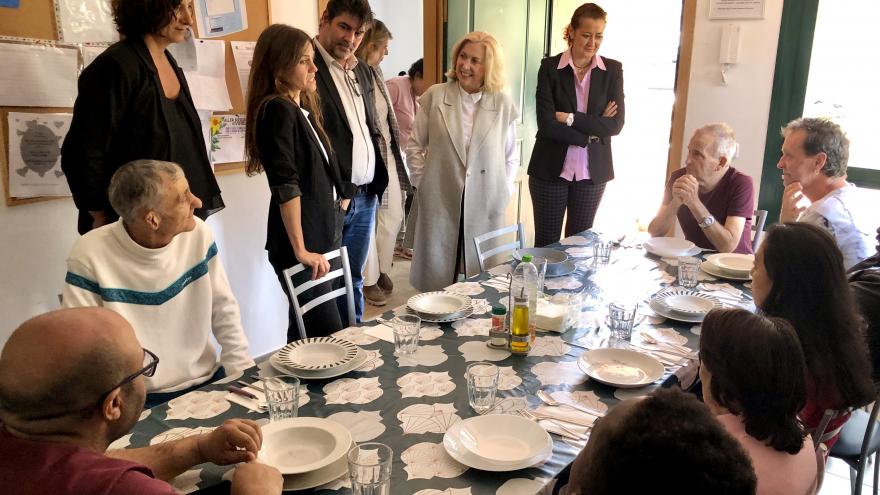 Texto Alternativo: La Comunidad de Madrid ofrece 60 plazas para atender a personas sin hogar con enfermedades crónicas, convalecientes o en cuidados paliativos