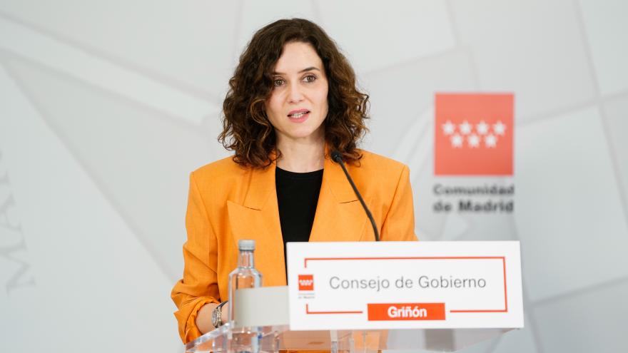 Texto Alternativo: Díaz Ayuso expone las inversiones en Griñón con 6 millones en atención social a mayores y un 15% más para obras públicas