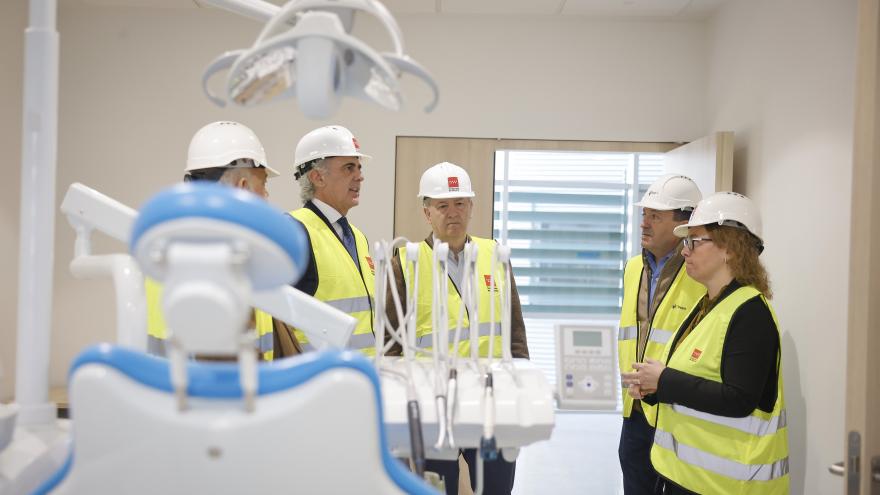 Texto Alternativo: La Comunidad de Madrid finaliza el Centro de Salud Las Tablas, que ofrecerá atención sanitaria a 25.000 vecinos de Fuencarral-El Pardo después de verano