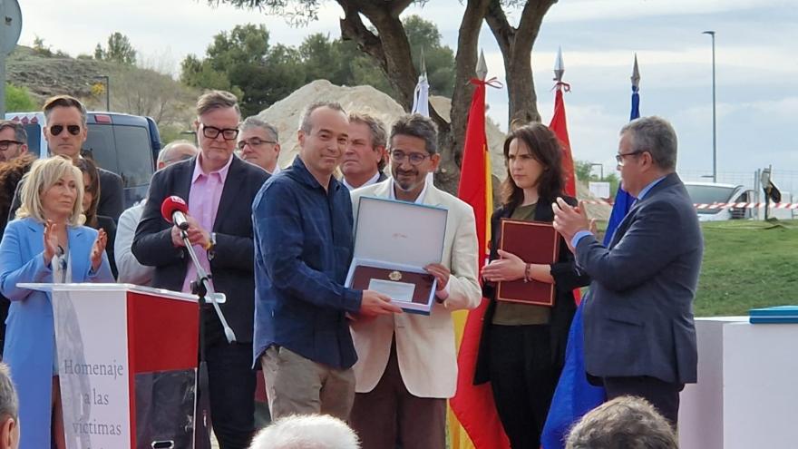 Texto Alternativo: Distinguidos con la Medalla de la Ciudad los profesionales de los centros de salud de Arganda del Rey
