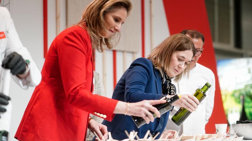 Texto Alternativo: La Comunidad de Madrid promociona más de un centenar de productos locales junto a 33 empresas en el Salón Gourmets