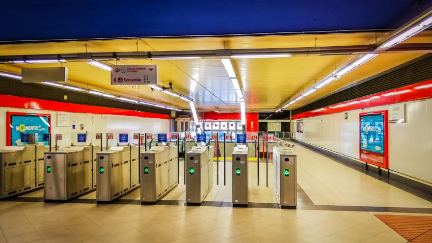 Texto Alternativo: La Comunidad de Madrid celebra 10 años de CronoTeatro con actuaciones en andenes y estaciones de Metro
