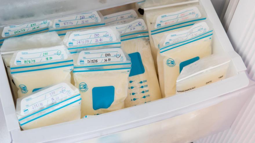 Texto Alternativo: El Hospital Príncipe de Asturias, acreditado por el Banco Regional de Leche Materna para recibir donantes
