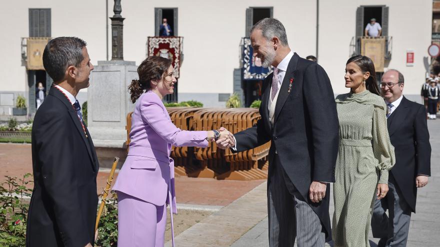Texto Alternativo: Díaz Ayuso asiste a la entrega del Premio Cervantes al poeta venezolano Rafael Cadenas