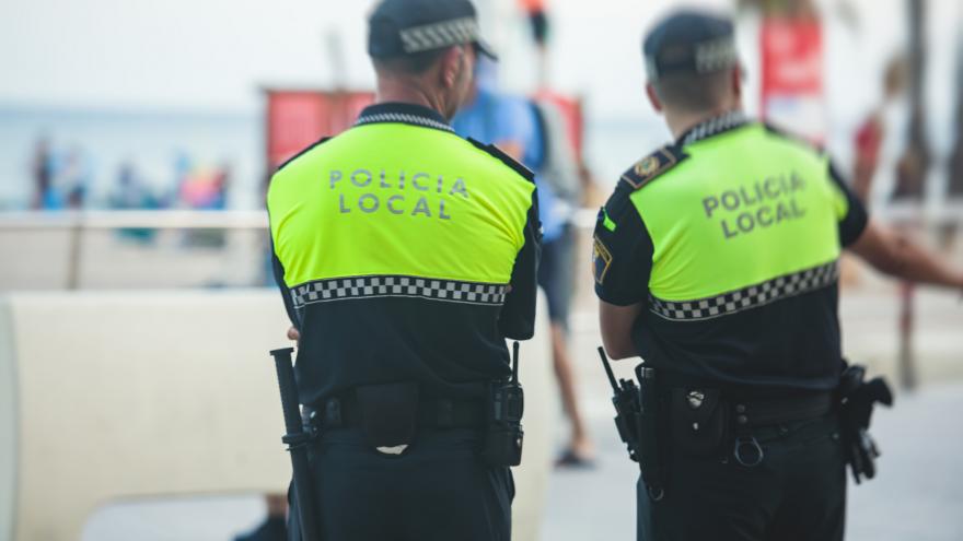 Texto Alternativo: La Comunidad de Madrid aprueba el Decreto que unifica la imagen corporativa de las Policías Locales para mejorar su servicio público a la población