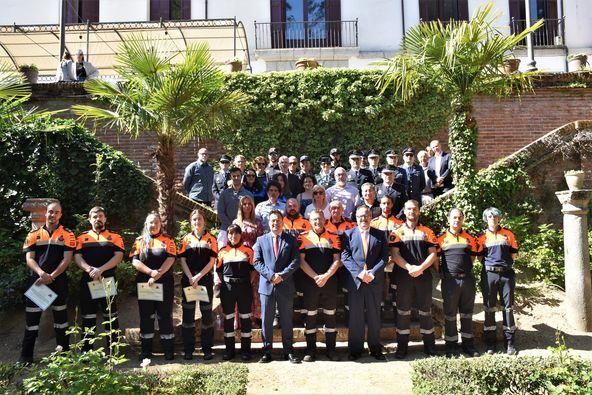Texto Alternativo: El Ayuntamiento rinde homenaje a la Agrupación de Protección Civil en el 40 aniversario de su creación