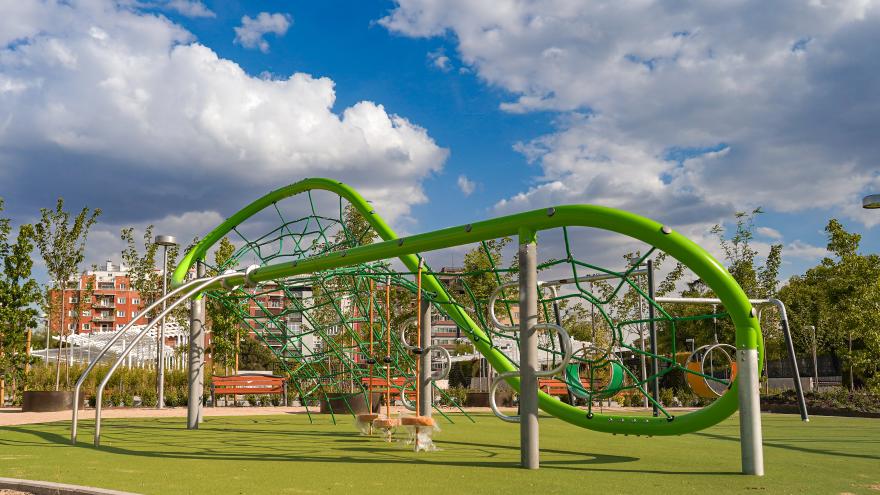 Texto Alternativo: La Comunidad de Madrid reabre mañana el Parque de Santander con más de 1.000 nuevos árboles y zonas de entretenimiento