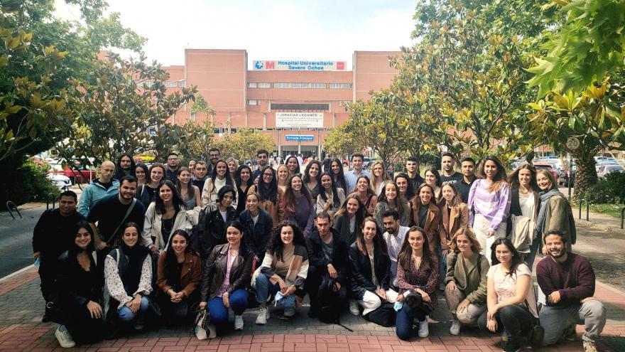 Texto Alternativo: El Hospital Severo Ochoa incorpora a 47 nuevos residentes para su formación especializada