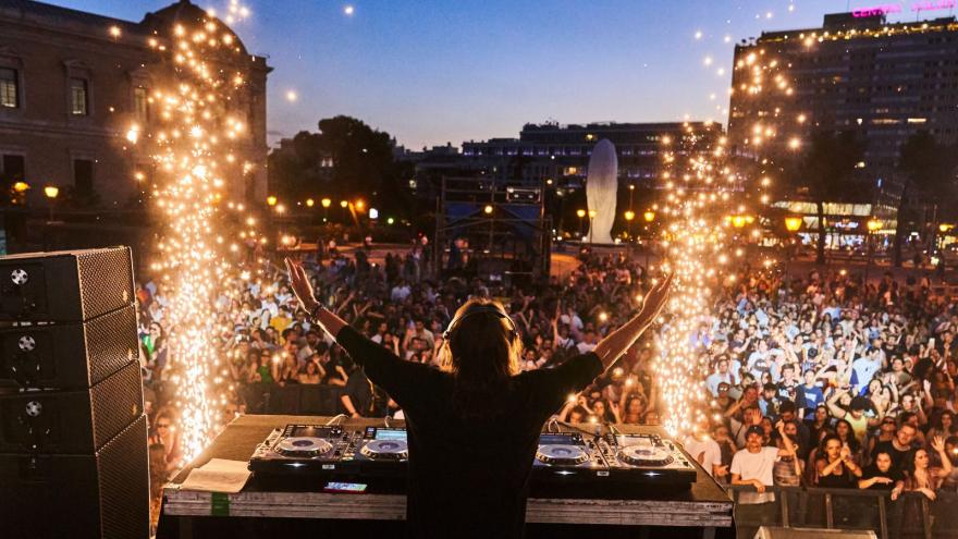Texto Alternativo: La música llena las plazas de Madrid con los conciertos gratuitos del South Summit Street Fest 2023