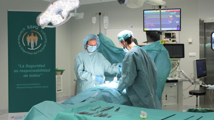 Texto Alternativo: El Hospital Puerta de Hierro celebra la III Semana de la Seguridad del Paciente Quirúrgico bajo el lema “La seguridad es responsabilidad de todos”