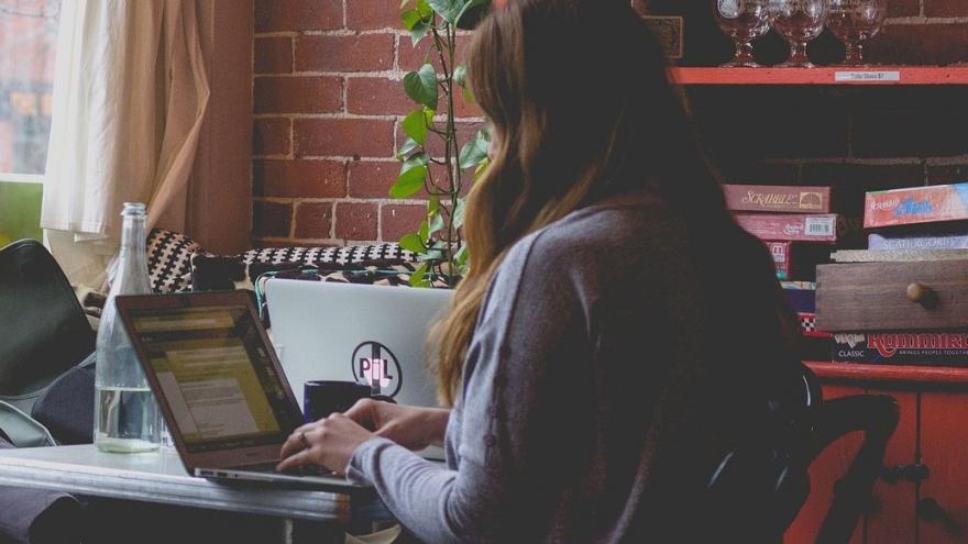 Texto Alternativo: La Comunidad de Madrid estrenará este año la Cuenta Digital para simplificar mediante IA los trámites con la Administración autonómica