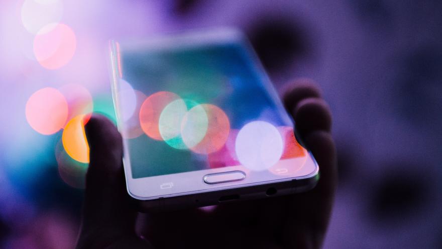 Texto Alternativo: El IRSST analiza la relación entre el uso inadecuado de las tecnologías y la desconexión digital