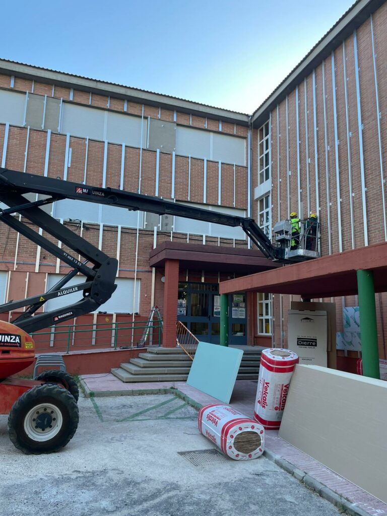 Texto Alternativo: Getafe invierte cerca de 1.500.000 € este verano para mejorar los colegios