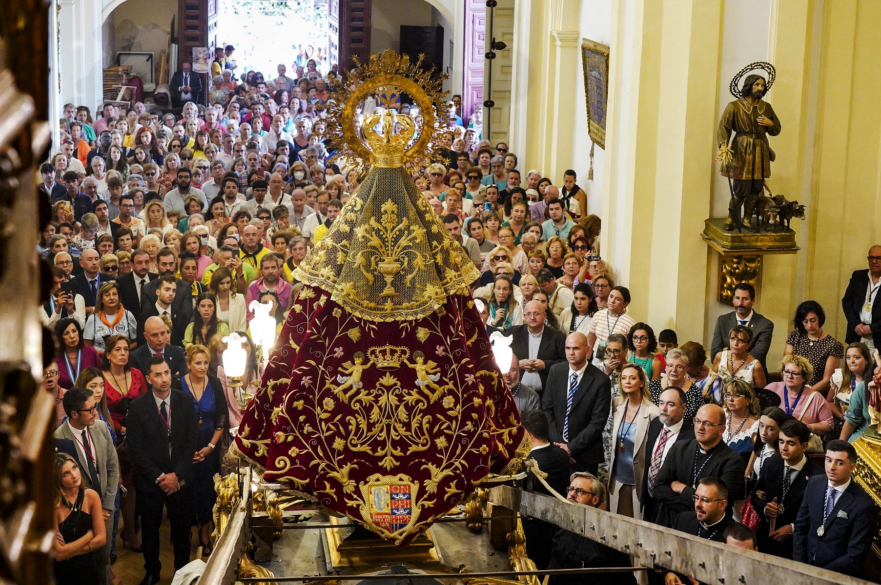 Texto Alternativo: Celtas Cortos pone sintonía al segundo día de las Fiestas Patronales