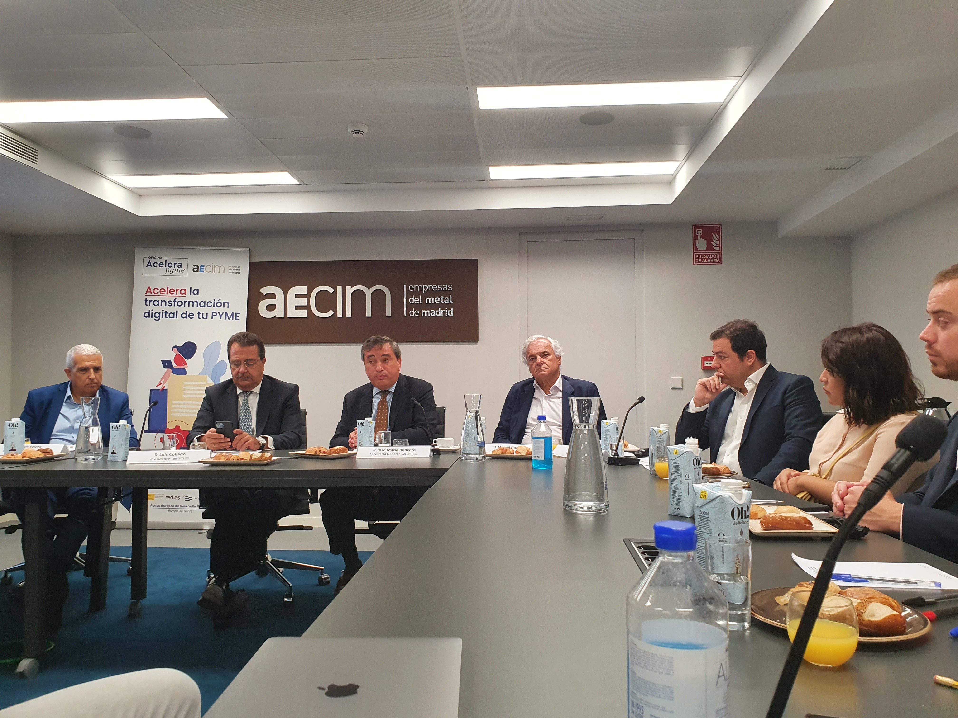 Texto Alternativo: El Ayuntamiento de Móstoles, presente en la Jornada de Lanzamiento Oficina Acelera Pyme