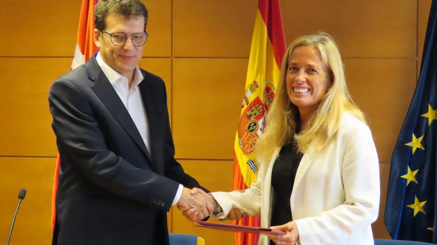 Texto Alternativo: La Comunidad de Madrid firma un acuerdo de colaboración con Buenos Aires para atraer inversiones y potenciar la internacionalización