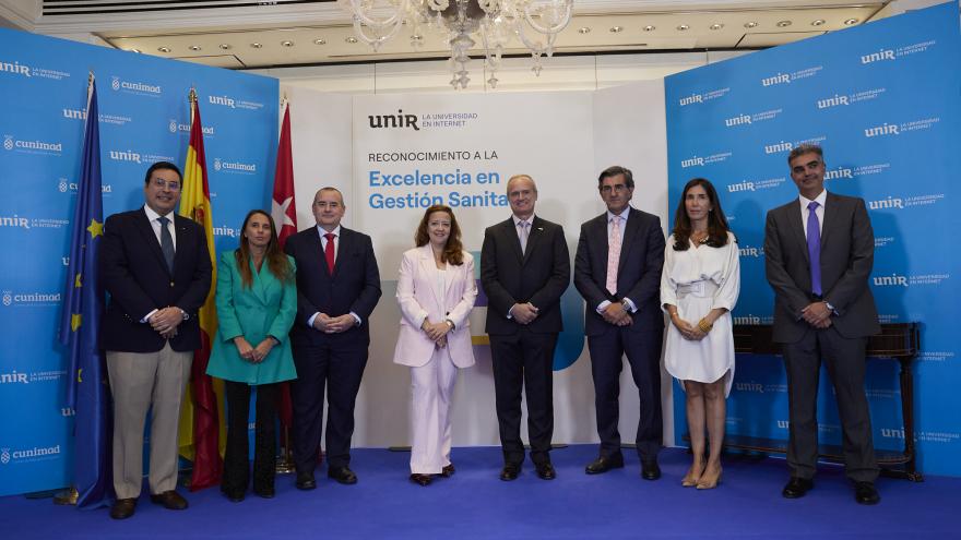 Texto Alternativo: El Servicio Madrileño de Salud recibe tres premios en la Gala de Excelencia en Gestión Sanitaria de la Universidad Internacional de Navarra