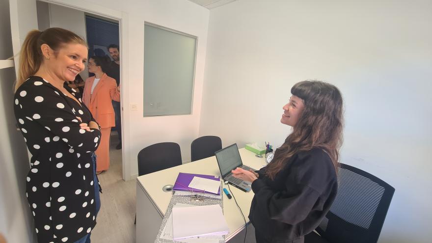 Texto Alternativo: La Comunidad de Madrid duplica el número de jóvenes y familias que han recurrido al Servicio de Atención en Adicciones Tecnológicas