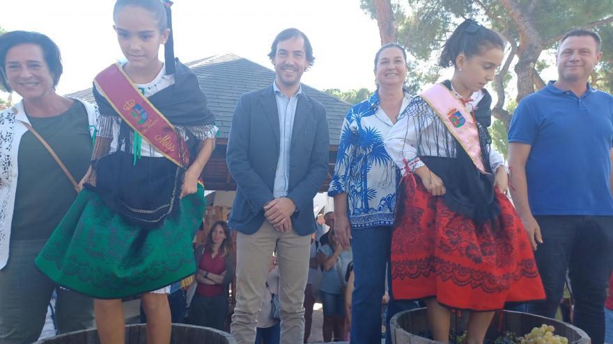 Texto Alternativo: La Comunidad de Madrid dedica el primer Día de Mercado del otoño a la producción vinícola de la región con Denominación de Origen