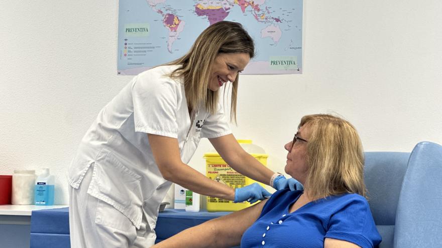 Texto Alternativo: La Comunidad de Madrid incorpora un nuevo Centro de Vacunación Internacional en el Hospital público de Móstoles