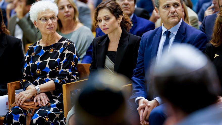Texto Alternativo: Díaz Ayuso se une a la comunidad judía de Madrid para condenar los ataques terroristas en Israel: “El terrorismo es el mal y no puede triunfar”