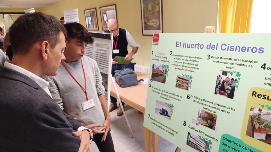 Texto Alternativo: La Comunidad de Madrid incorpora 32 centros educativos a su programa que potencia Ciencias, Ingeniería, Tecnología y Matemáticas