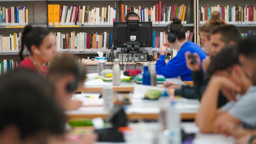 Texto Alternativo: La Comunidad de Madrid celebra el Día de las Bibliotecas con actividades gratuitas para los lectores más pequeños