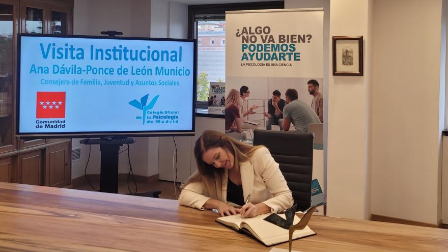 Texto Alternativo: La Comunidad de Madrid ultima una Cartera de Servicios de Atención Psicológica en sus 25 residencias públicas de mayores